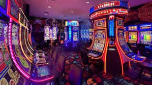 Người chơi Việt Nam trải nghiệm slot online c54111 trên điện thoại di động